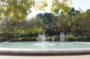 Costa del Sol, Benalmadena paloma park