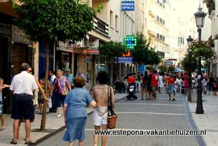 Estepona, Calle Real