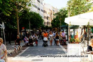 Estepona, Calle Real