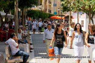 Estepona, Calle Real