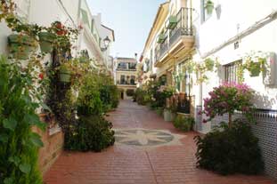 Estepona, Calle Aurora