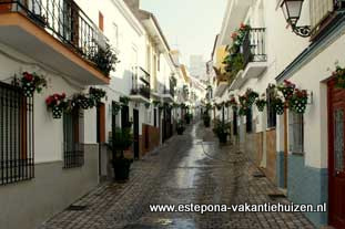 centrum Estepona, Calle Chorro