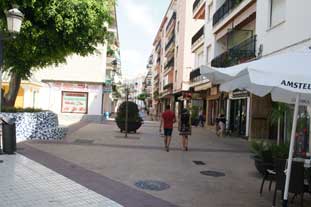 centrum Estepona, Calle El Cid