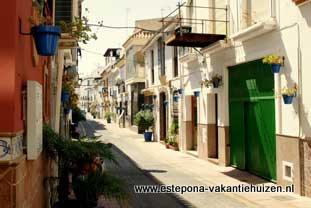 centrum Estepona, Calle Huerto