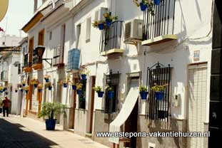 centrum Estepona, Calle Huerto