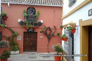 centrum Estepona, Calle Jubrique