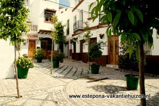 centrum Estepona, Calle Jubrique