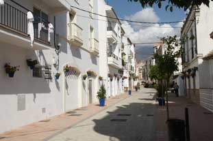 centrum Estepona, Calle Santa Ana
