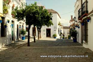 centrum Estepona, Calle Sirena