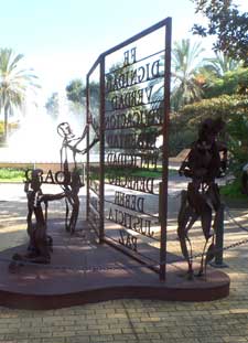 estepona, monumento a la constitucion, jose cano mancilla