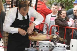 Estepona, Pata Negra, wedstrijd hamsnijden