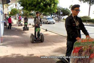 Estepona, verhuur Segway & bike op Plaza ABC