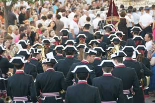 Estepona, processie virgen de los remedios