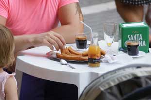 Estepona, churros in calle real